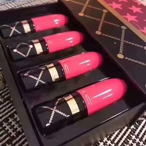 mac nutcracker sweet red lipstick kit